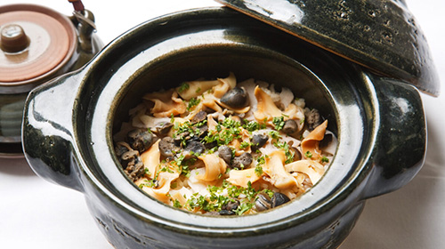 Bai-meshi (Seasoned Rice Dish Cooked with Whelks)